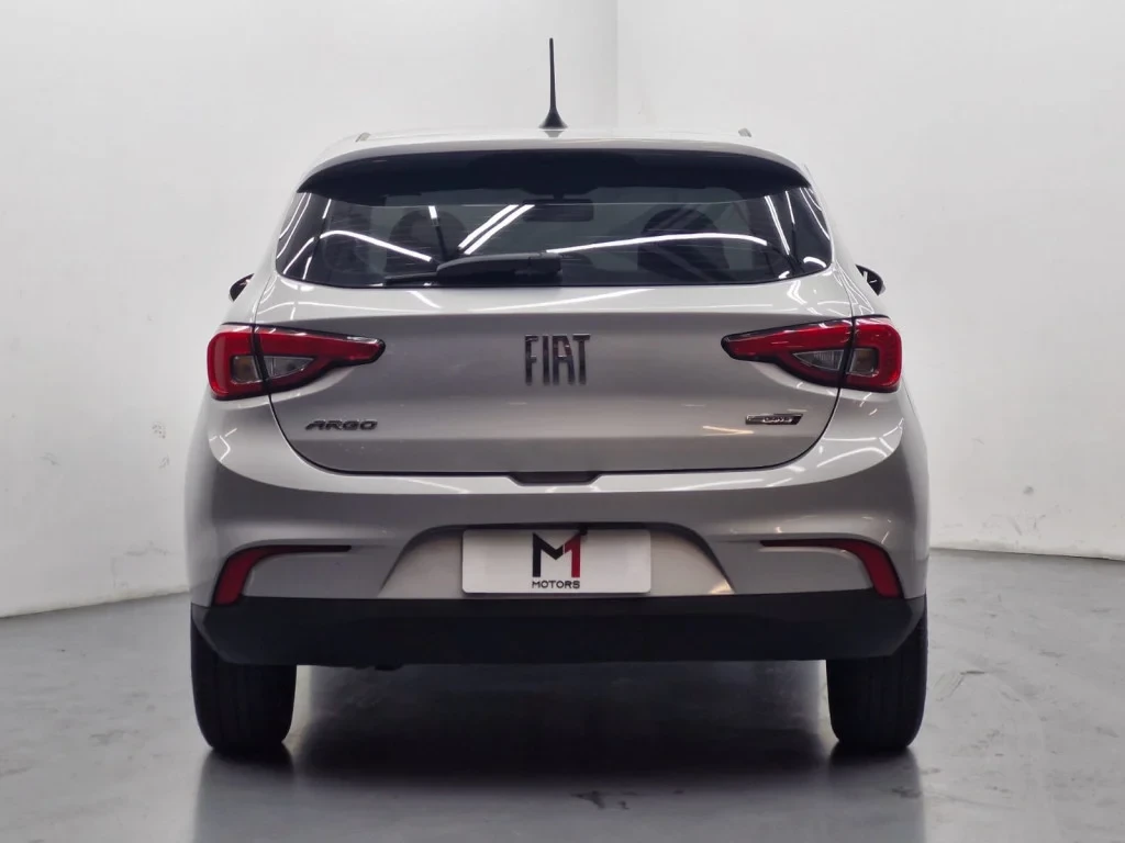 Imagem do veículo FIAT ARGO 1.0 DRIVE FLEX MANUAL - 2022 - PRATA