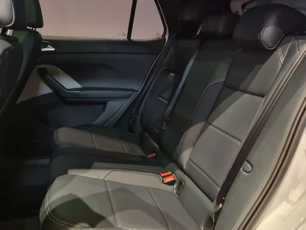 Imagem do veículo VOLKSWAGEN T-CROSS HIGHLINE 1.4 250 TSI TOTAL FLEX AUTOMÁTICO - 2024