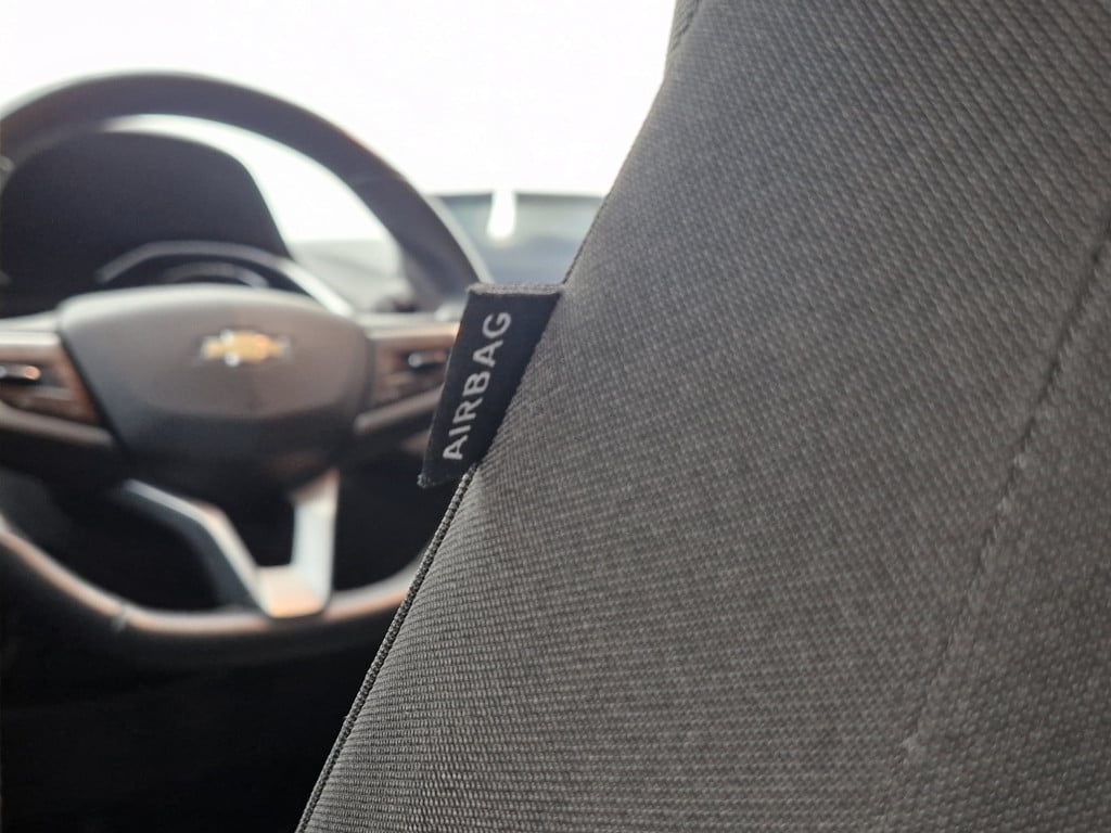 Imagem do veículo CHEVROLET ONIX LT 1.0 TURBO FLEX AUTOMÁTICO - 2020 - BRANCO