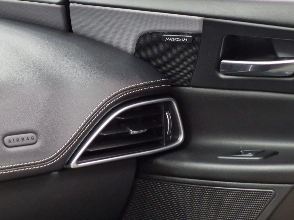 Imagem do veículo JAGUAR XE R-SPORT 2.0 GASOLINA AUTOMÁTICO - 2018 - BRANCO