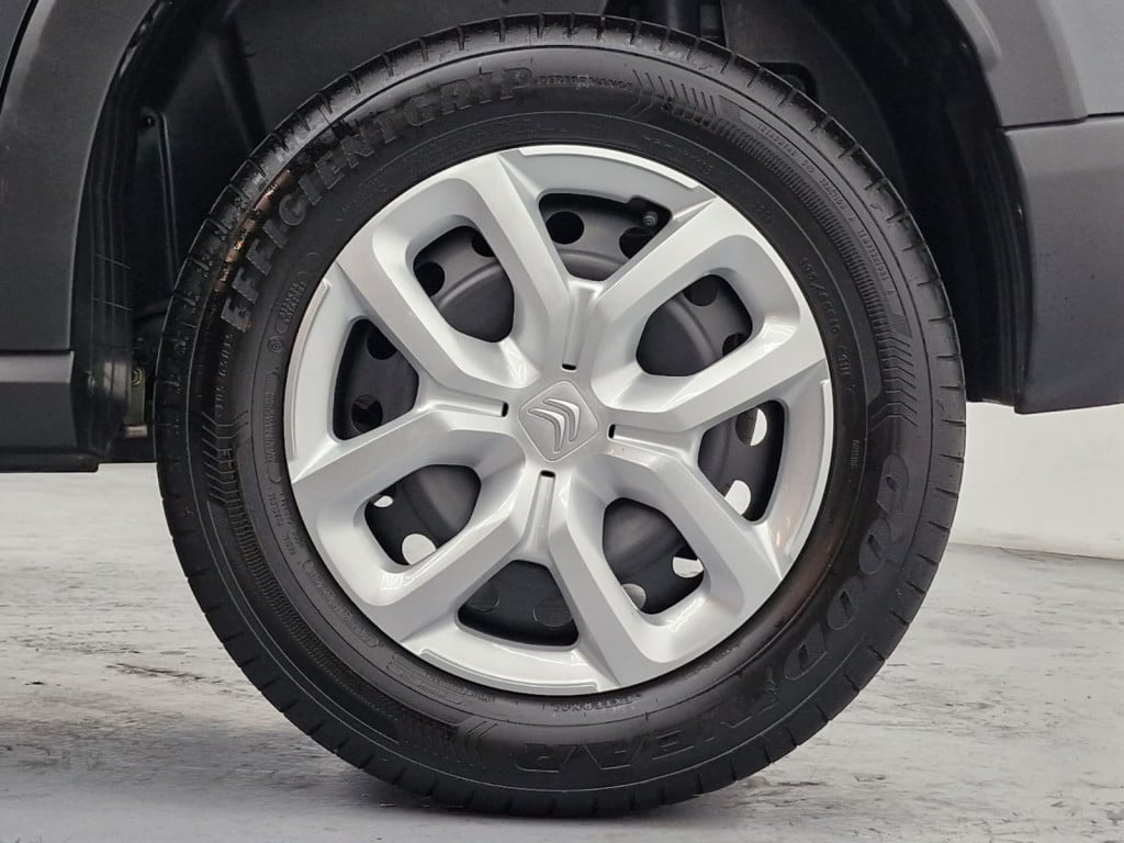 Imagem do veículo CITROËN C3 LIVE PACK 1.0 FLEX MANUAL - 2025 - CINZA