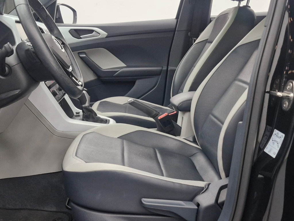 Imagem do veículo VOLKSWAGEN T-CROSS HIGHLINE 1.4 250 TSI FLEX AUTOMÁTICO - 2021 - PRETA