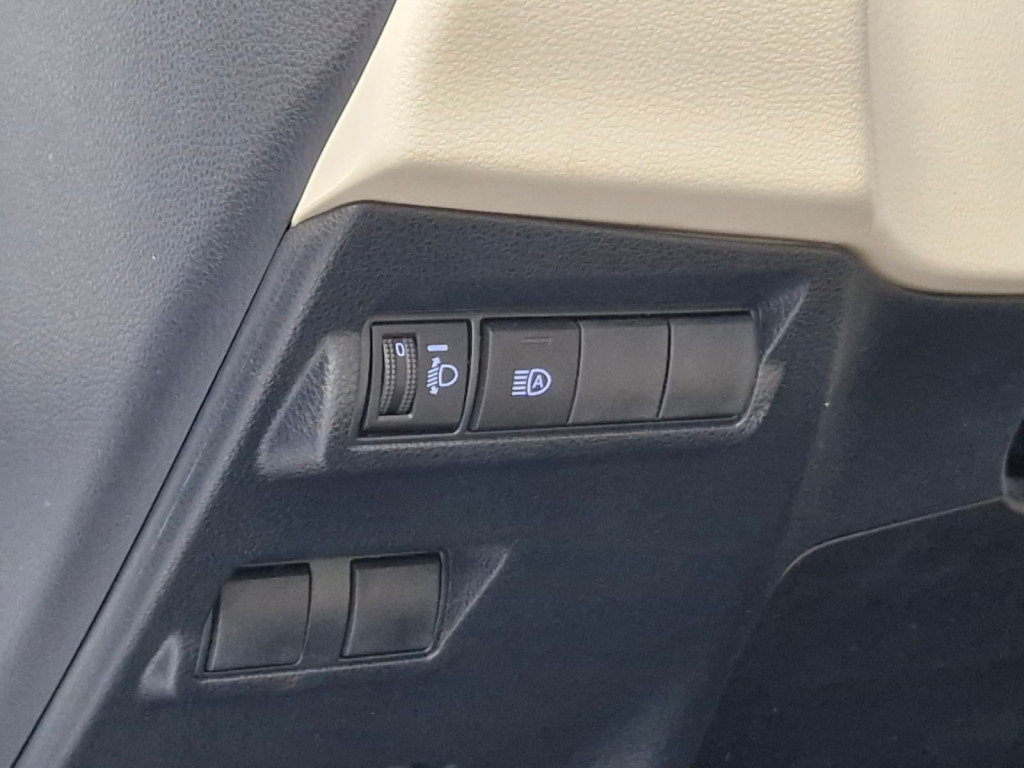 Imagem do veículo TOYOTA COROLLA CROSS XRX 1.8 HYBRID CVT - 2023 - BRANCO PÉROLA