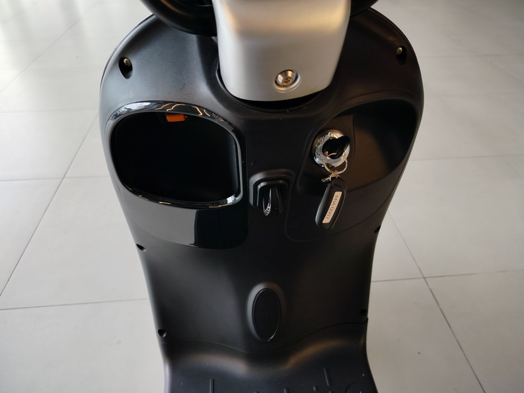 Imagem do veículo SCOOTER MIA 1000W - 2025 - PRETO