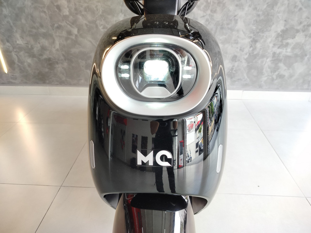 Imagem do veículo SCOOTER MIA 1000W - 2025 - PRETO