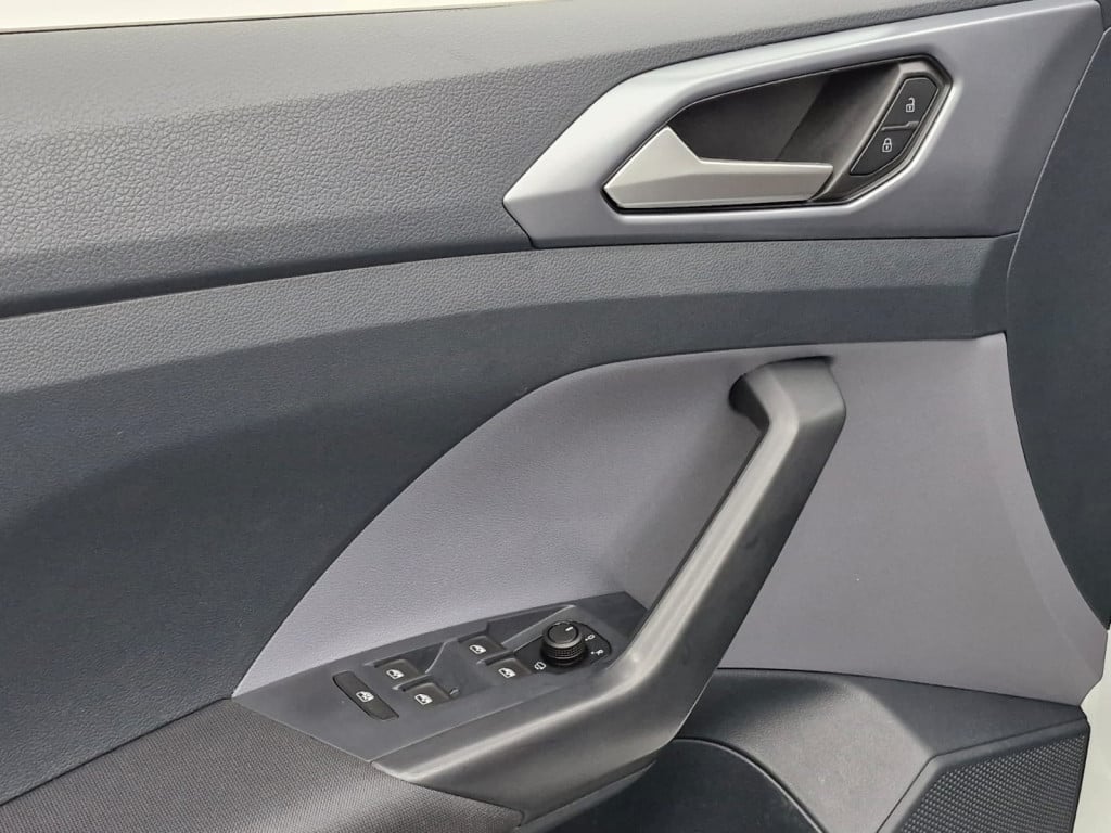 Imagem do veículo VOLKSWAGEN T-CROSS 200 1.0 TSI FLEX AUTOMÁTICO - 2024 - BRANCO