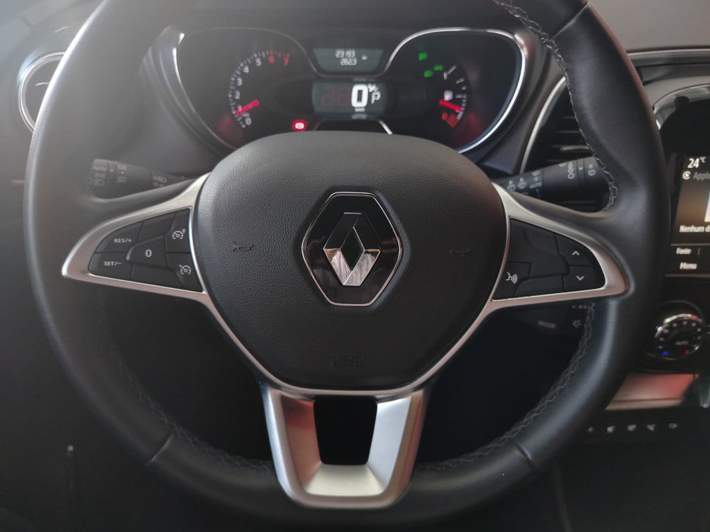 Imagem do veículo RENAULT CAPTUR 1.3 TCE FLEX ICONIC X-TRONIC 21/22 AZUL