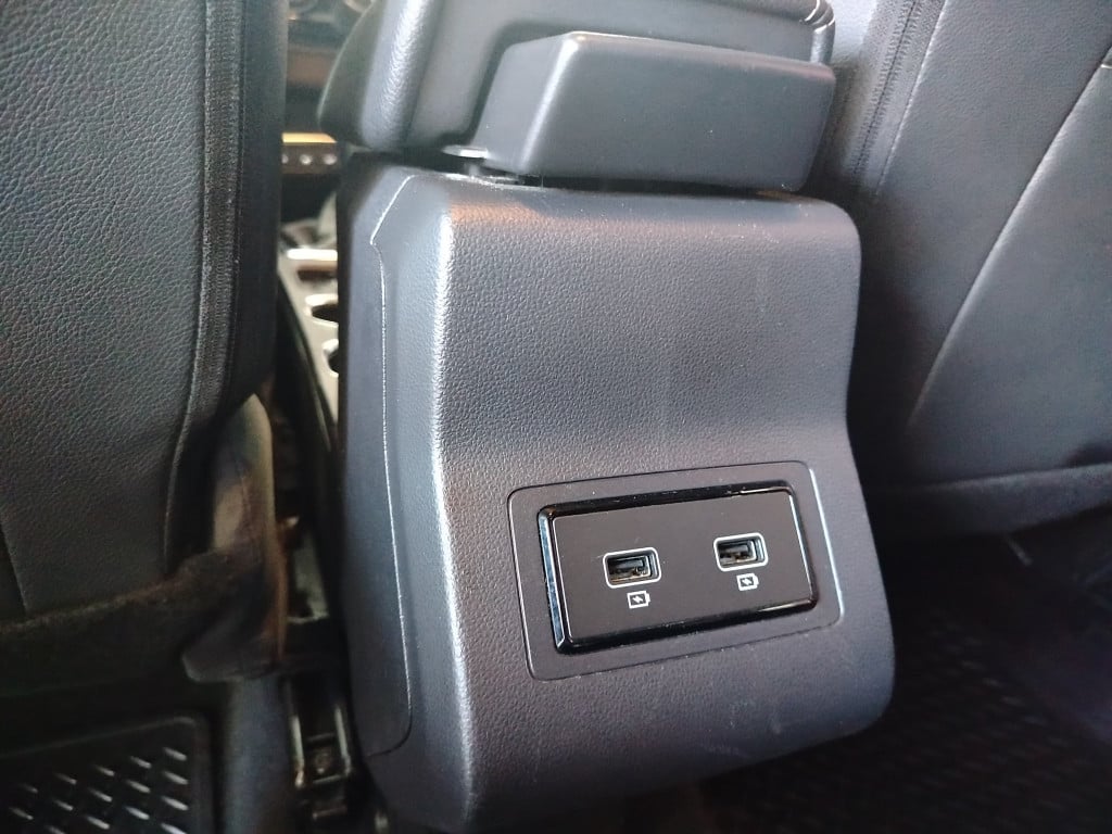 Imagem do veículo RENAULT CAPTUR 1.3 TCE FLEX ICONIC X-TRONIC 21/22 AZUL