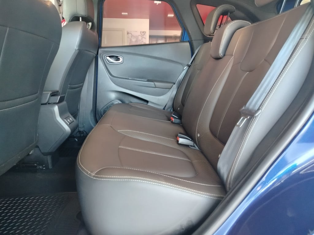 Imagem do veículo RENAULT CAPTUR 1.3 TCE FLEX ICONIC X-TRONIC 21/22 AZUL