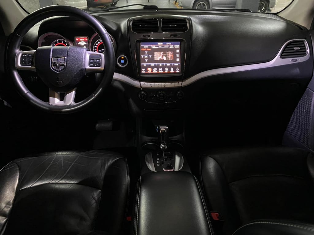 Imagem do veículo DODGE JOURNEY RT 3.6 V6 AWD GASOLINA AUTOMÁTICO - 2018 - PRETO