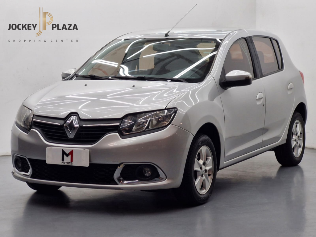 Imagem do veículo RENAULT SANDERO DYNAMIQUE 1.6 MANUAL - 2015 - PRATA