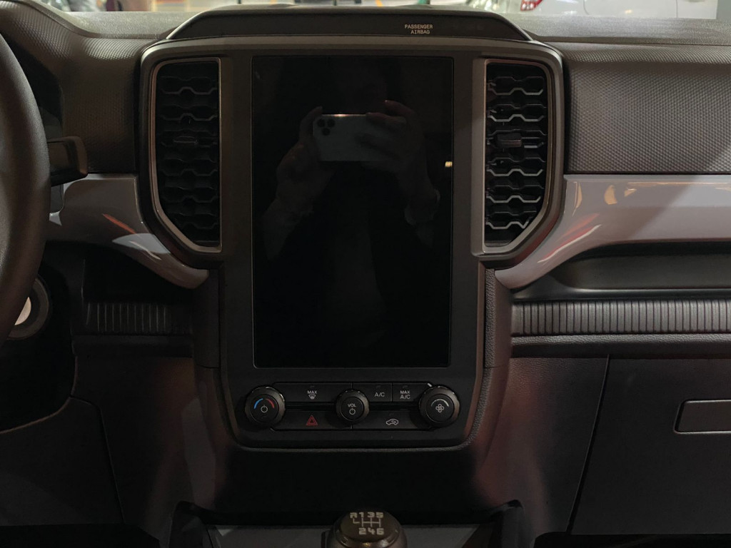 Imagem do veículo FORD RANGER XL CD 2.2 4X4 DIESEL MANUAL - 2024 - BRANCO