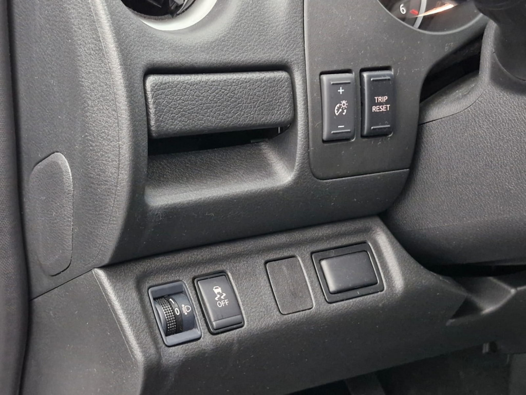 Imagem do veículo NISSAN FRONTIER ATTACK CD 2.3 4X4 TURBO DIESEL AUTOMÁTICO - 2025 - BRANCO