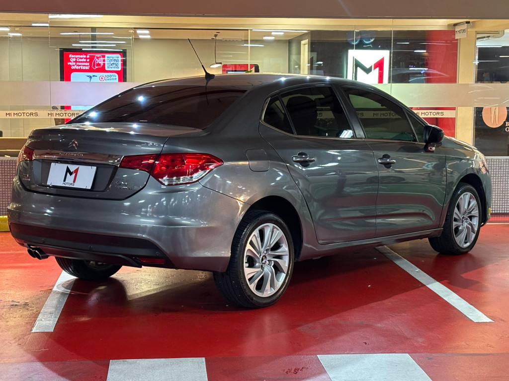 Imagem do veículo CITROËN C4 LOUNGE TENDANCE 1.6 THP FLEX AUTOMÁTICO - 2017 - CINZA