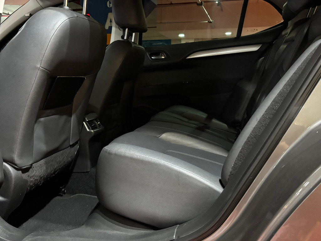 Imagem do veículo CITROËN C4 LOUNGE TENDANCE 1.6 THP FLEX AUTOMÁTICO - 2017 - CINZA