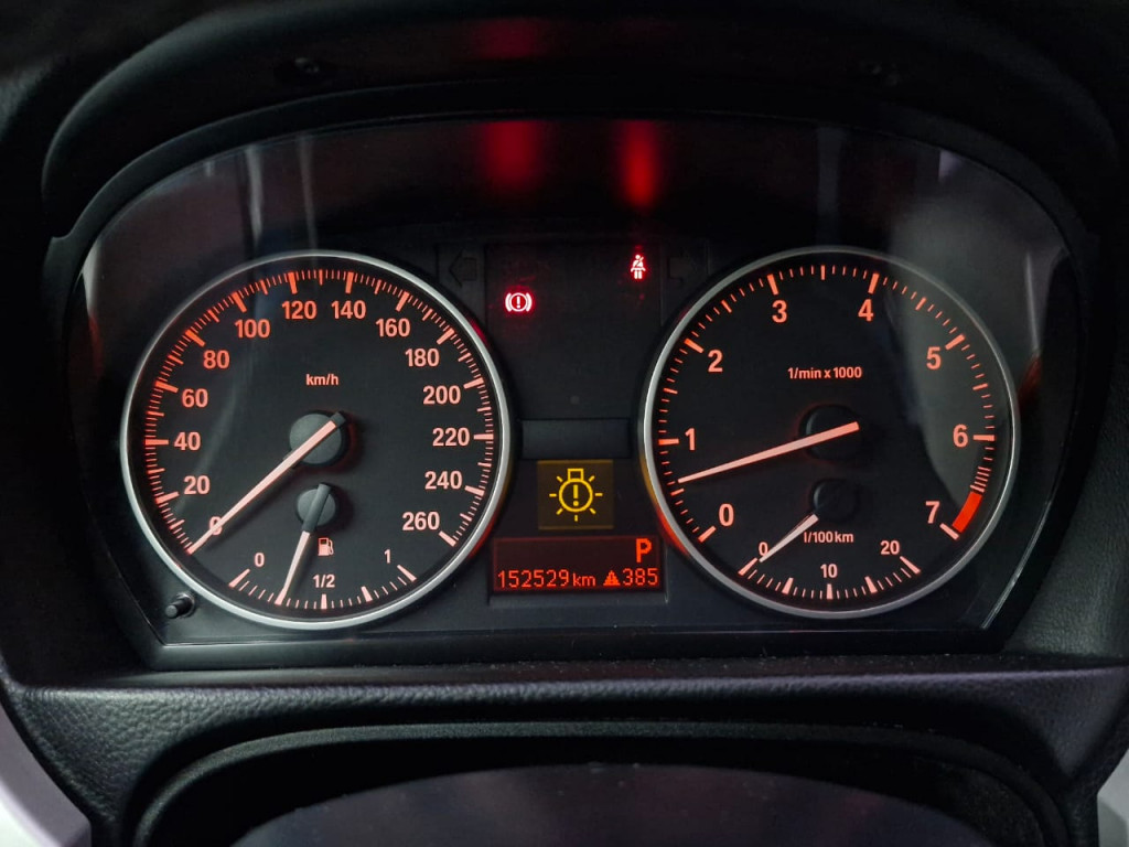 Imagem do veículo BMW 320i 2.0 TURBO GASOLINA AUTOMÁTICO - 2010 - CINZA