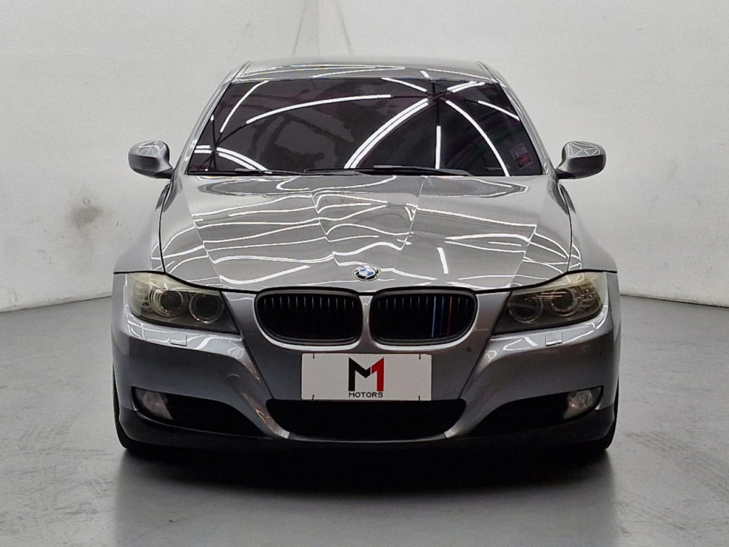 Imagem do veículo BMW 320i 2.0 TURBO GASOLINA AUTOMÁTICO - 2010 - CINZA