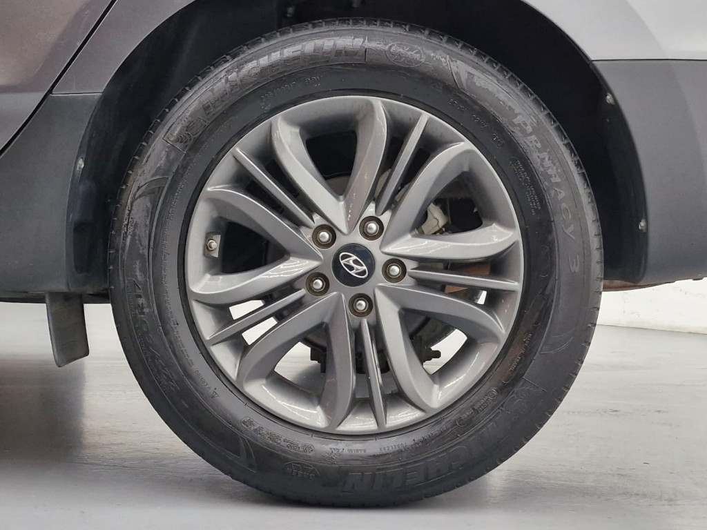 Imagem do veículo HYUNDAI IX35 GL 2.0 FLEX AUTOMÁTICO - 2020 - CINZA