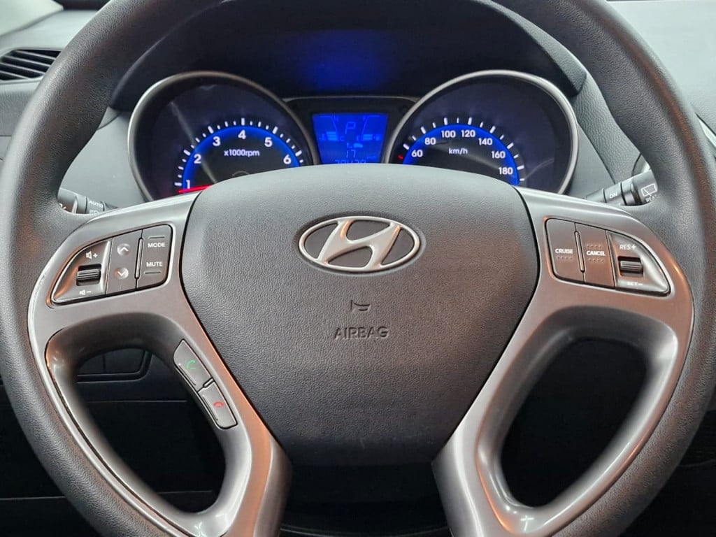 Imagem do veículo HYUNDAI IX35 GL 2.0 FLEX AUTOMÁTICO - 2020 - CINZA
