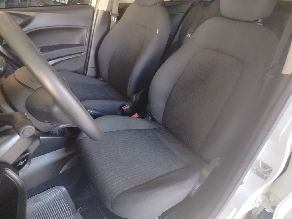 Imagem do veículo FIAT CRONOS 1.3 FIREFLY FLEX MANUAL - 2022 - BRANCO