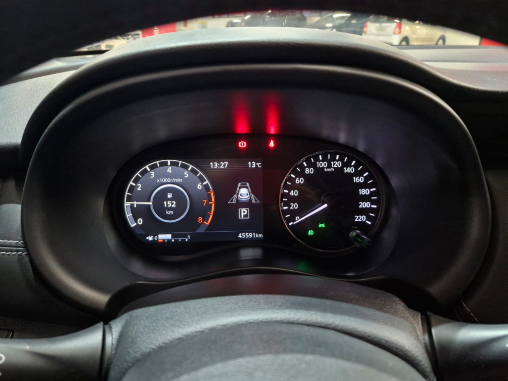 Imagem do veículo NISSAN KICKS EXCLUSIVE 1.6 FLEXSTART XTRONIC - 2022 - PRATA
