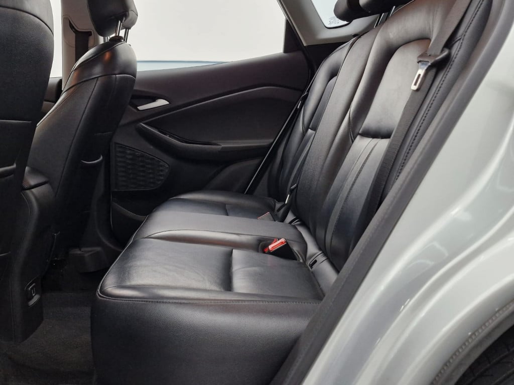 Imagem do veículo CHEVROLET TRACKER 1.0 TURBO FLEX AUTOMÁTICO - 2021 - PRATA