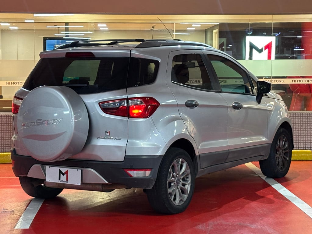 Imagem do veículo FORD ECOSPORT FREESTYLE 2.0  16V FLEX 4P MANUAL - 2015 - PRATA