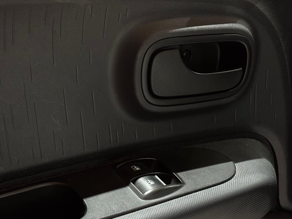 Imagem do veículo FIAT MOBI LIKE 1.0 8V EVO FLEX . MANUAL- 2023 - BRANCO
