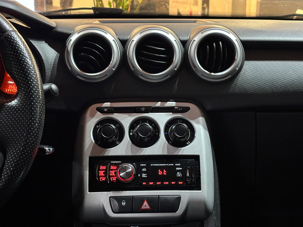 Imagem do veículo CITROËN C3 ORIGINE 1.5  8V FLEX 4P MANUAL - 2014 - PRETO