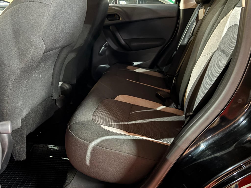 Imagem do veículo CITROËN C3 ORIGINE 1.5  8V FLEX 4P MANUAL - 2014 - PRETO
