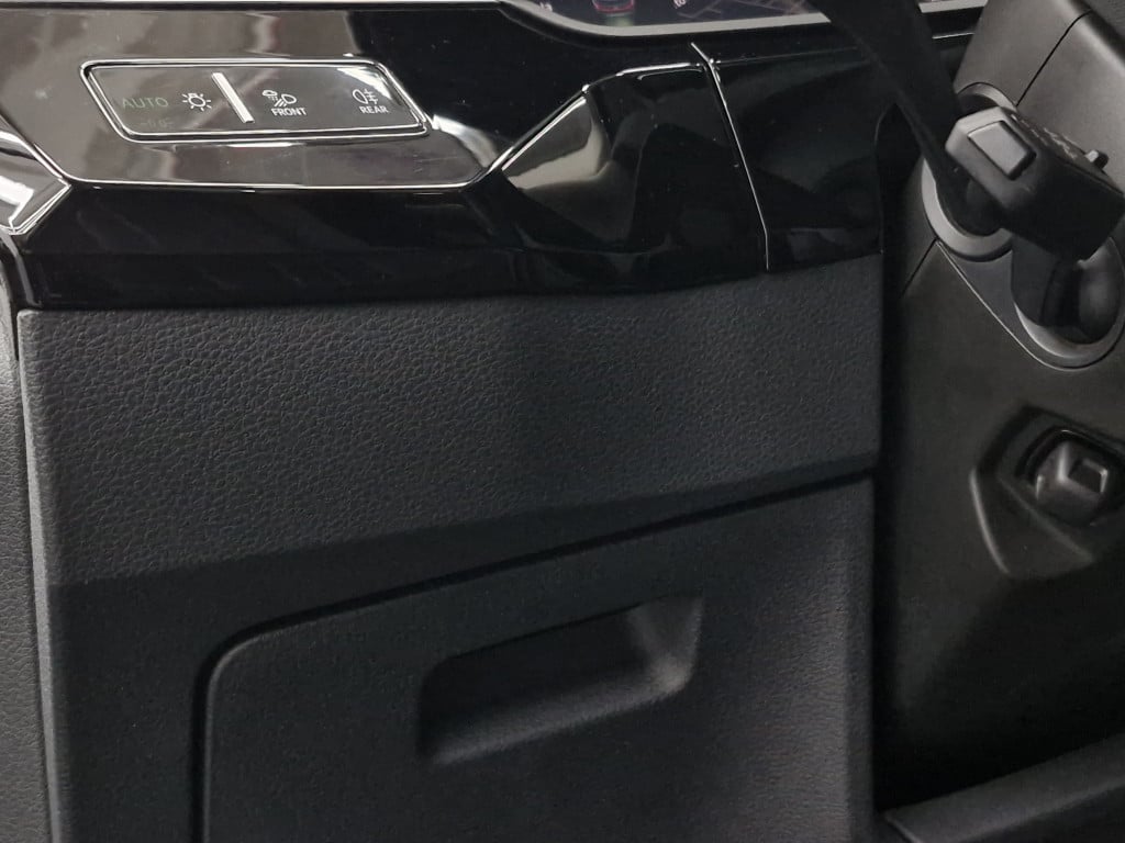 Imagem do veículo AUDI E-TRON PERFORMANCE QUATTRO ELÉTRICO - 2020 - PRETO