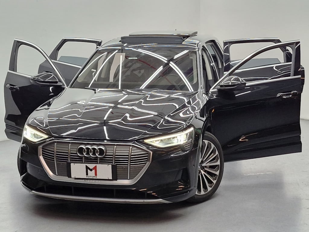 Imagem do veículo AUDI E-TRON PERFORMANCE QUATTRO ELÉTRICO - 2020 - PRETO