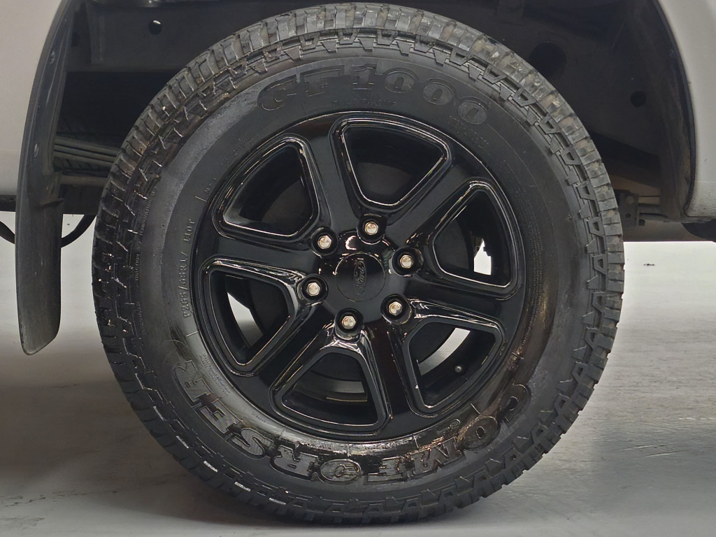 Imagem do veículo FORD RANGER XLS CD 2.2 4X4 DIESEL AUTOMÁTICO - 2023 - PRATA