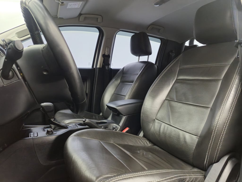 Imagem do veículo FORD RANGER XLS CD 2.2 4X4 DIESEL AUTOMÁTICO - 2023 - PRATA