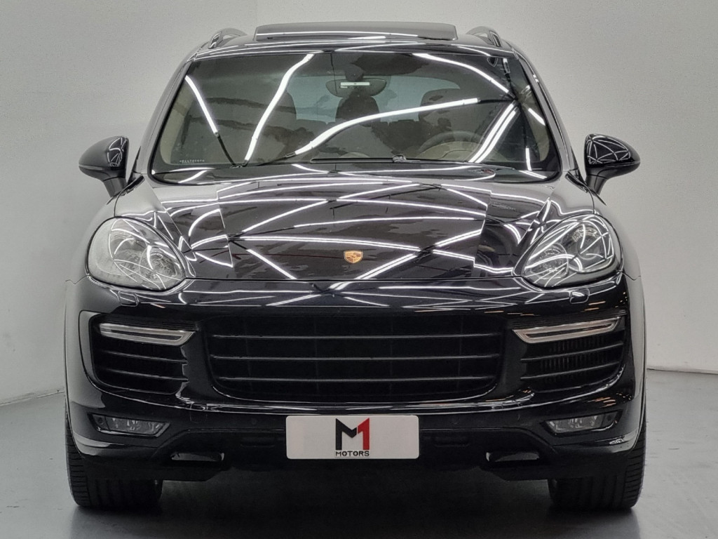 Imagem do veículo PORSCHE CAYENNE GTS 3.6 V6 4X4 GASOLINA AUTOMÁTICO - 2016 - PRETO