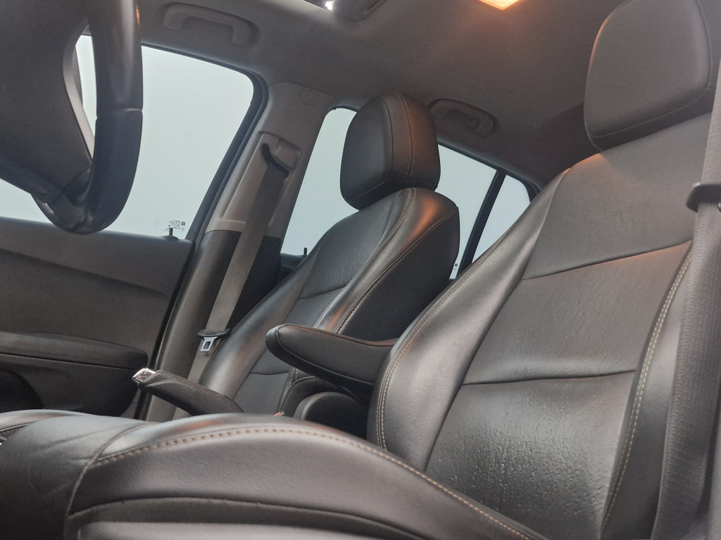 Imagem do veículo CHEVROLET TRACKER PREMIER 1.4 TURBO AUTOMÁTICO - 2019 - PRATA
