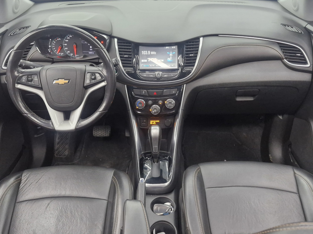 Imagem do veículo CHEVROLET TRACKER PREMIER 1.4 TURBO AUTOMÁTICO - 2019 - PRATA