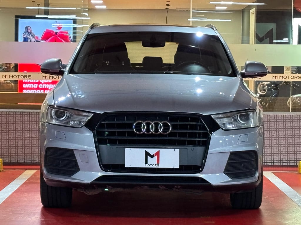 Imagem do veículo AUDI Q3 AMBITION 1.4 TFSI  FLEX 4P S TRONIC - 2017 - PRATA