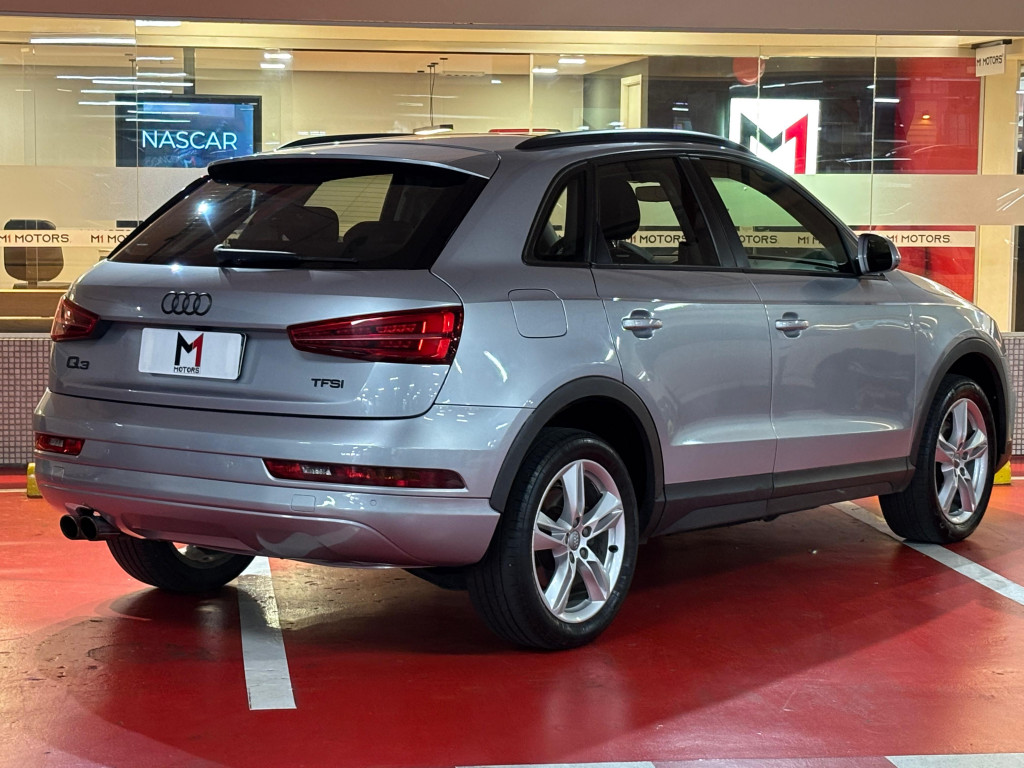 Imagem do veículo AUDI Q3 AMBITION 1.4 TFSI  FLEX 4P S TRONIC - 2017 - PRATA