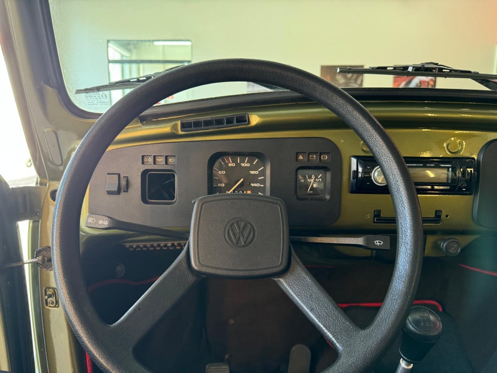 Imagem do veículo VOLKSWAGEN 1300 1.3 8V GASOLINA 2P MANUAL