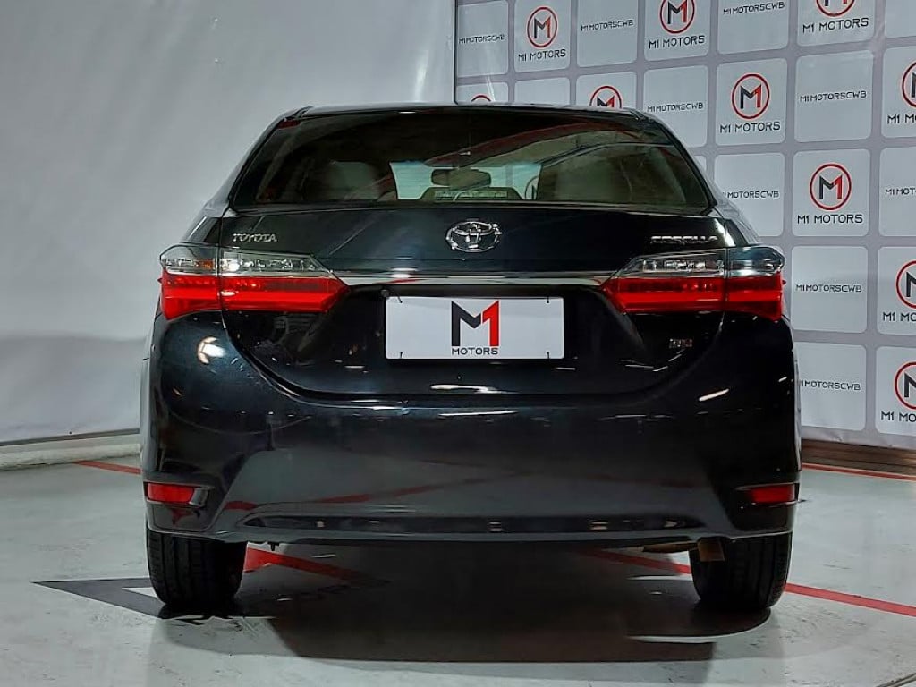 Imagem do veículo TOYOTA COROLLA GLI 1.8 FLEX 4P CVT - 2019 - PRETO