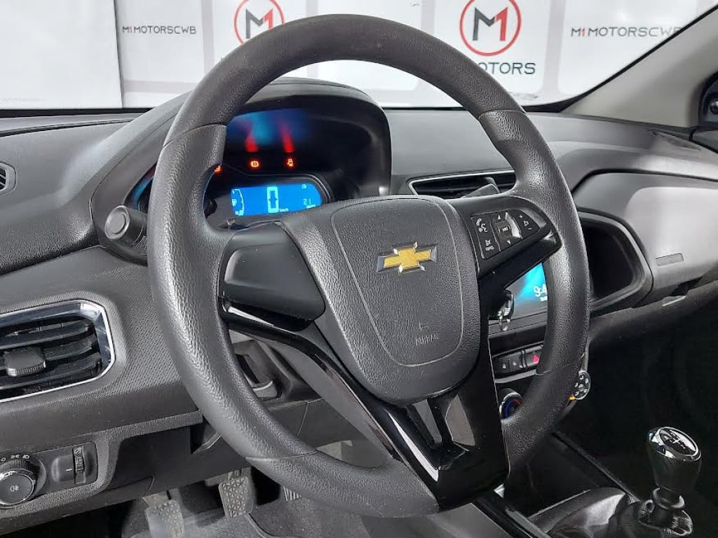 Imagem do veículo CHEVROLET PRISMA LT 1.4 MPFI FLEX MANUAL - 2018 - PRATA