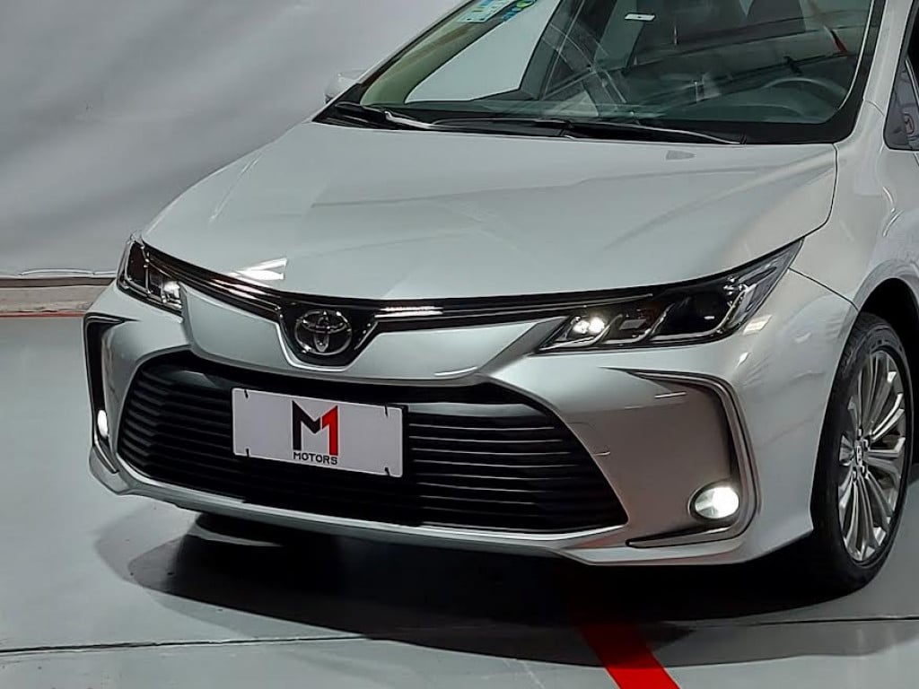 Imagem do veículo TOYOTA COROLLA XEI 2.0 FLEX 4P AUTOMÁTICO - 2021 - PRATA