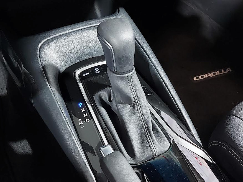 Imagem do veículo TOYOTA COROLLA XEI 2.0 FLEX 4P AUTOMÁTICO - 2021 - PRATA
