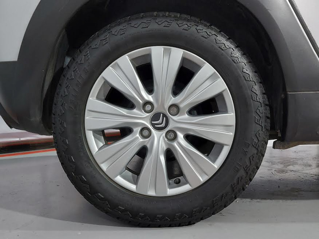 Imagem do veículo CITROËN AIRCROSS START 1.6 FLEX MANUAL - 2018 - PRATA