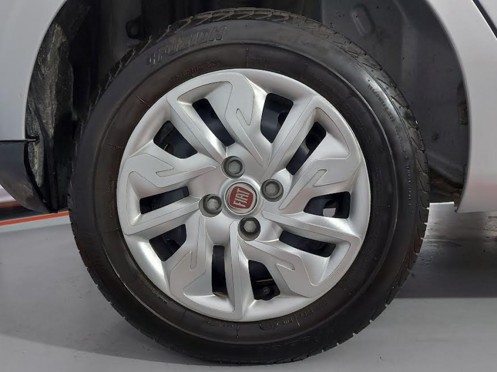 Imagem do veículo FIAT ARGO DRIVE 1.0 FIREFLY FLEX MANUAL - 2020 - PRATA