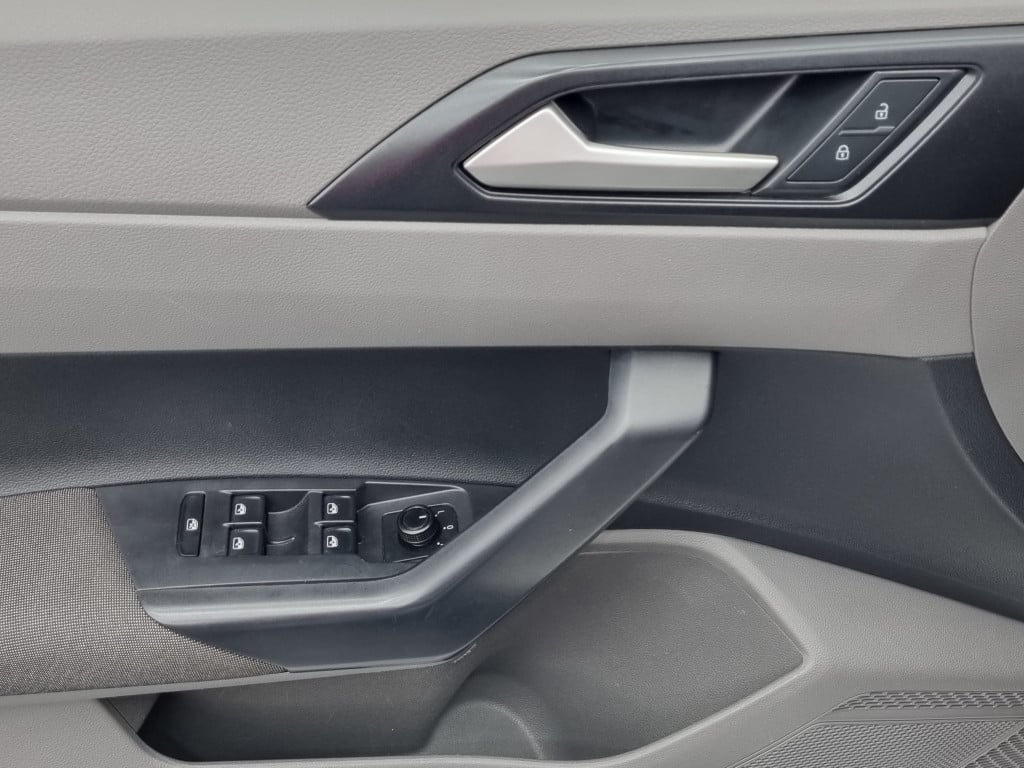 Imagem do veículo VOLKSWAGEN POLO COMFORTLINE 1.0 200 TSI AUTOMÁTICO - 2018 - BRANCA
