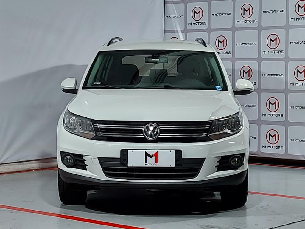 Imagem do veículo VOLKSWAGEN TIGUAN 1.4 TSI TURBO GASOLINA AUTOMATIZADO - 2017 - BRANCO