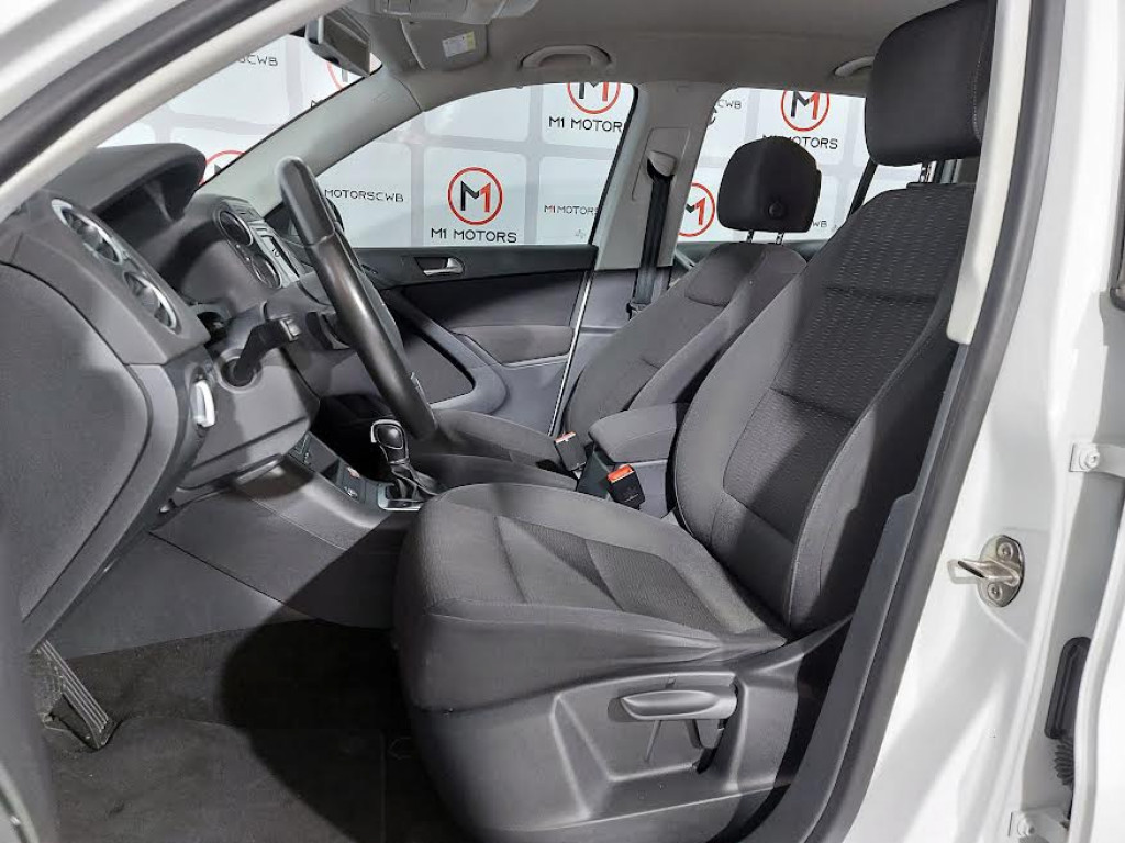Imagem do veículo VOLKSWAGEN TIGUAN 1.4 TSI TURBO GASOLINA AUTOMATIZADO - 2017 - BRANCO