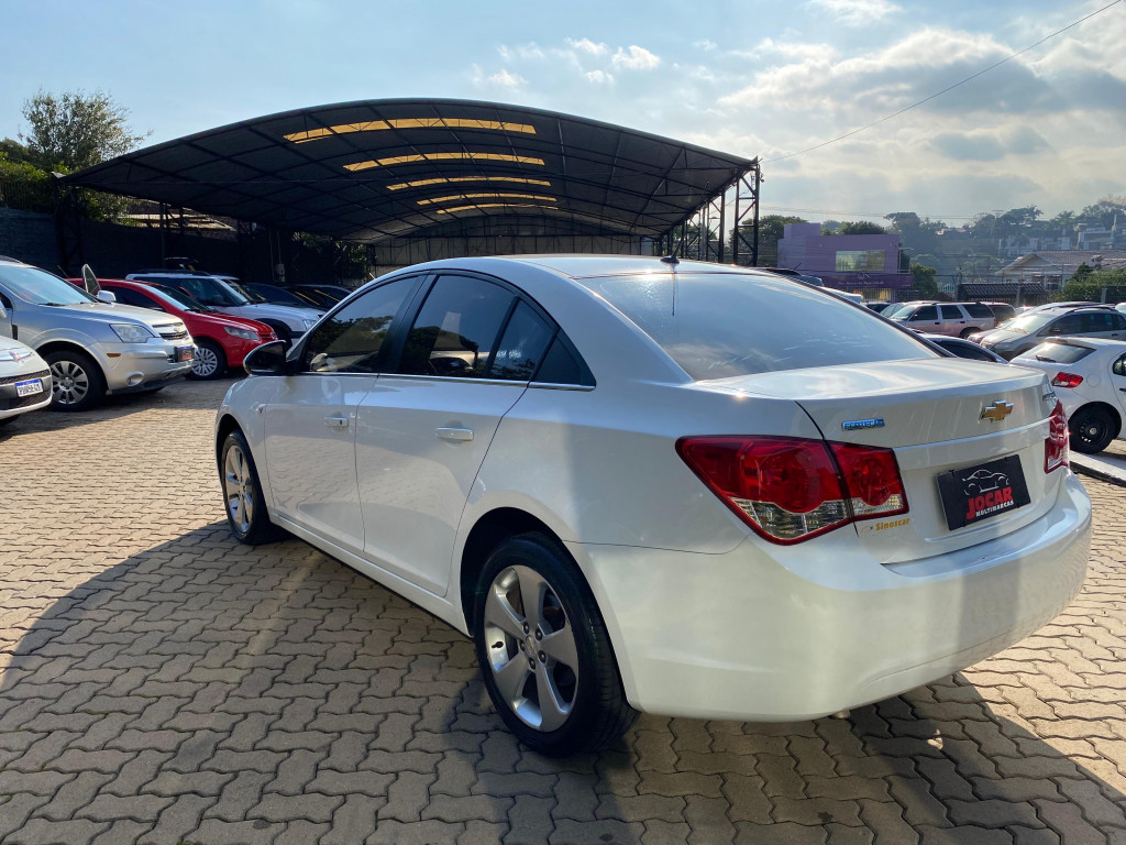 Imagem externa do CRUZE LT